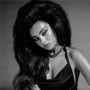 'Charli xcx'の画像