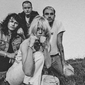 Zdjęcia dla 'Amyl and the Sniffers'