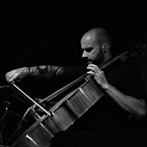 'Adrian Copeland' için resim