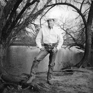 Zdjęcia dla 'George Strait'