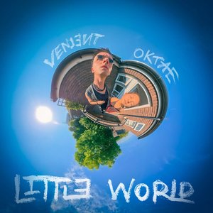 “Little World”的封面