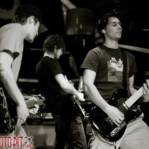 Immagine per 'Gordon's Tsunami Week'