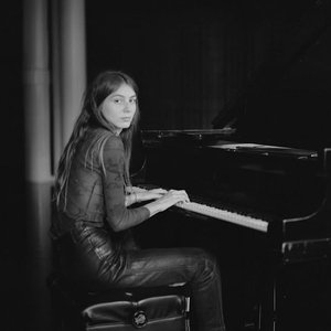 Image for 'Eliana Glass'