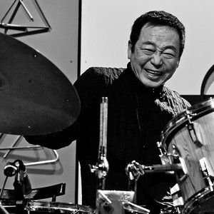 '森山威男'の画像