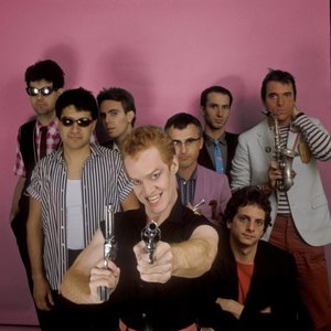 'Oingo Boingo' için resim