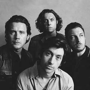 'Arctic Monkeys'の画像