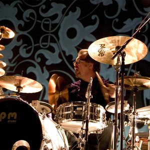 Bild für 'Pat Mastelotto'