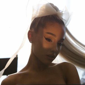 Image for 'Ariana Grande'