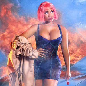 'Nicki Minaj' için resim