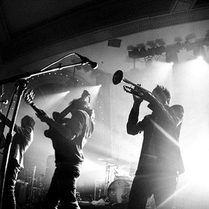 Immagine per 'Broken Social Scene'