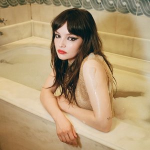 Image for 'Lauren Mayberry'