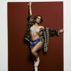 Image for 'Carol Biazin'