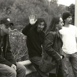 Immagine per 'System of a Down'