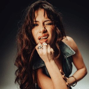 Imagem de 'Maya Engen'