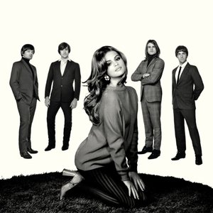 'Selena Gomez & the Scene'の画像