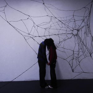 Imagem de 'Inbetween Webs'