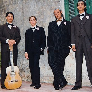 Image for 'Los Gardelitos'