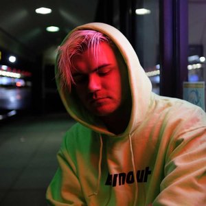 “ANTI-GRAV”的封面