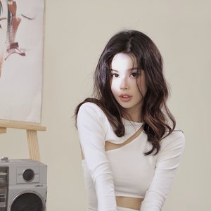 Immagine per '刘至佳'
