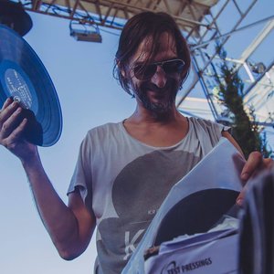 Image pour 'Ricardo Villalobos'