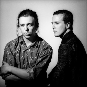 Immagine per 'Tears for Fears'