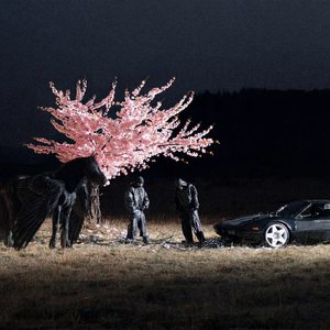 Image for 'SE ESTÁ HACIENDO TARDE'