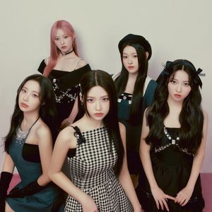 Image for 'RESCENE (리센느)'
