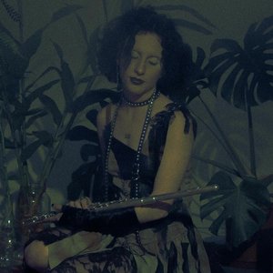 Image for 'procuro um amor pra passar o fim do mundo'