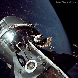 Изображение для 'low earth orbit'