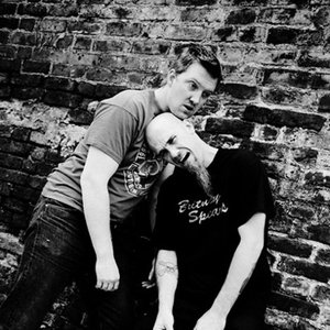 Imagem de 'Queens of the Stone Age'