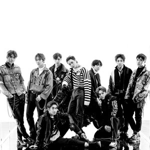 Immagine per 'Exo'