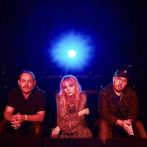 Zdjęcia dla 'CHVRCHES'