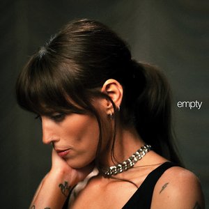 “Empty”的封面
