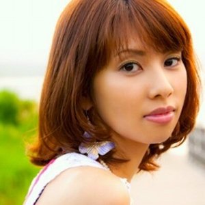 '高岡亜衣' için resim