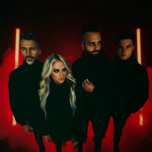 “Butcher Babies”的封面