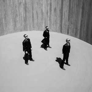 “RÜFÜS DU SOL”的封面