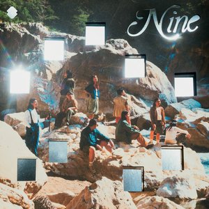 “Nine”的封面