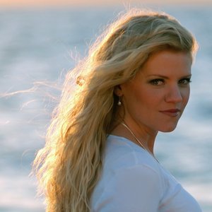 'Jennifer Thomas'の画像