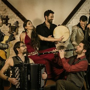 Immagine per 'Barcelona Gipsy balKan Orchestra'