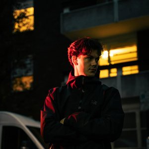 Bild für 'Ethan Walsh'