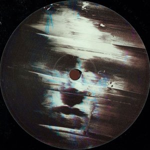 “Warehouse Memories”的封面
