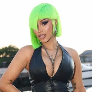 Zdjęcia dla 'Cardi B'