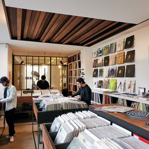 Image for 'yoyaku record store'
