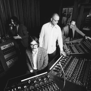 Image for 'Weezer'