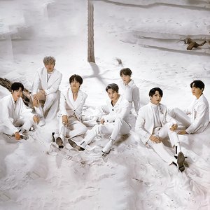 'BTS' için resim