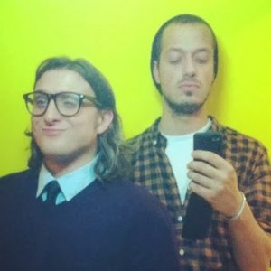 'McFly et Carlito' için resim