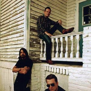 Image for 'Them Crooked Vultures'