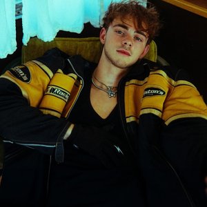 Image for 'Corbyn Besson'