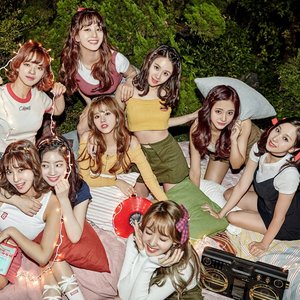 Image for 'TWICE (트와이스)'