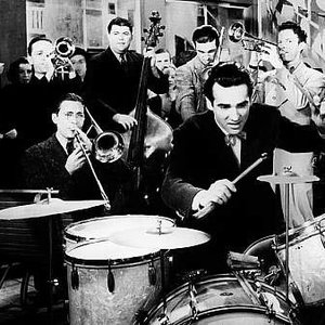Изображение для 'Gene Krupa & His Orchestra'